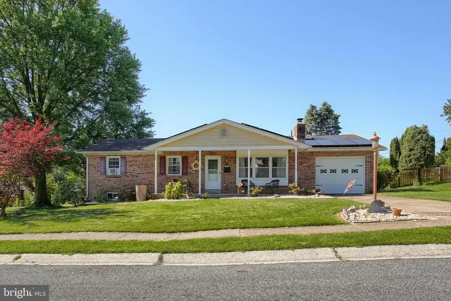 4621 Abbington Dr, Harrisburg, PA 17109 - #2