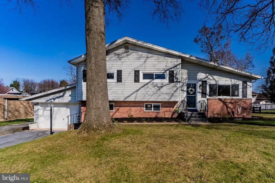 2173 Carol Dr, Harrisburg, PA 17110 - #2