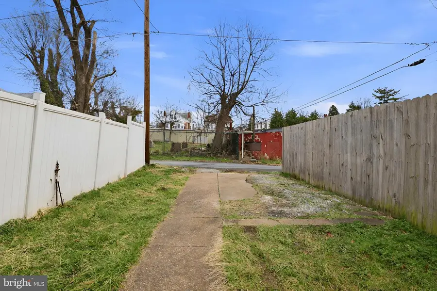 321 S 18th St, Harrisburg, PA 17104 - #3