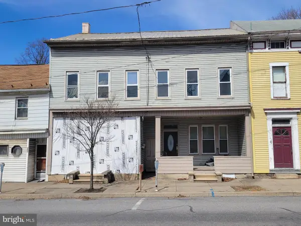 255 Union St, MILLERSBURG, PA 17061