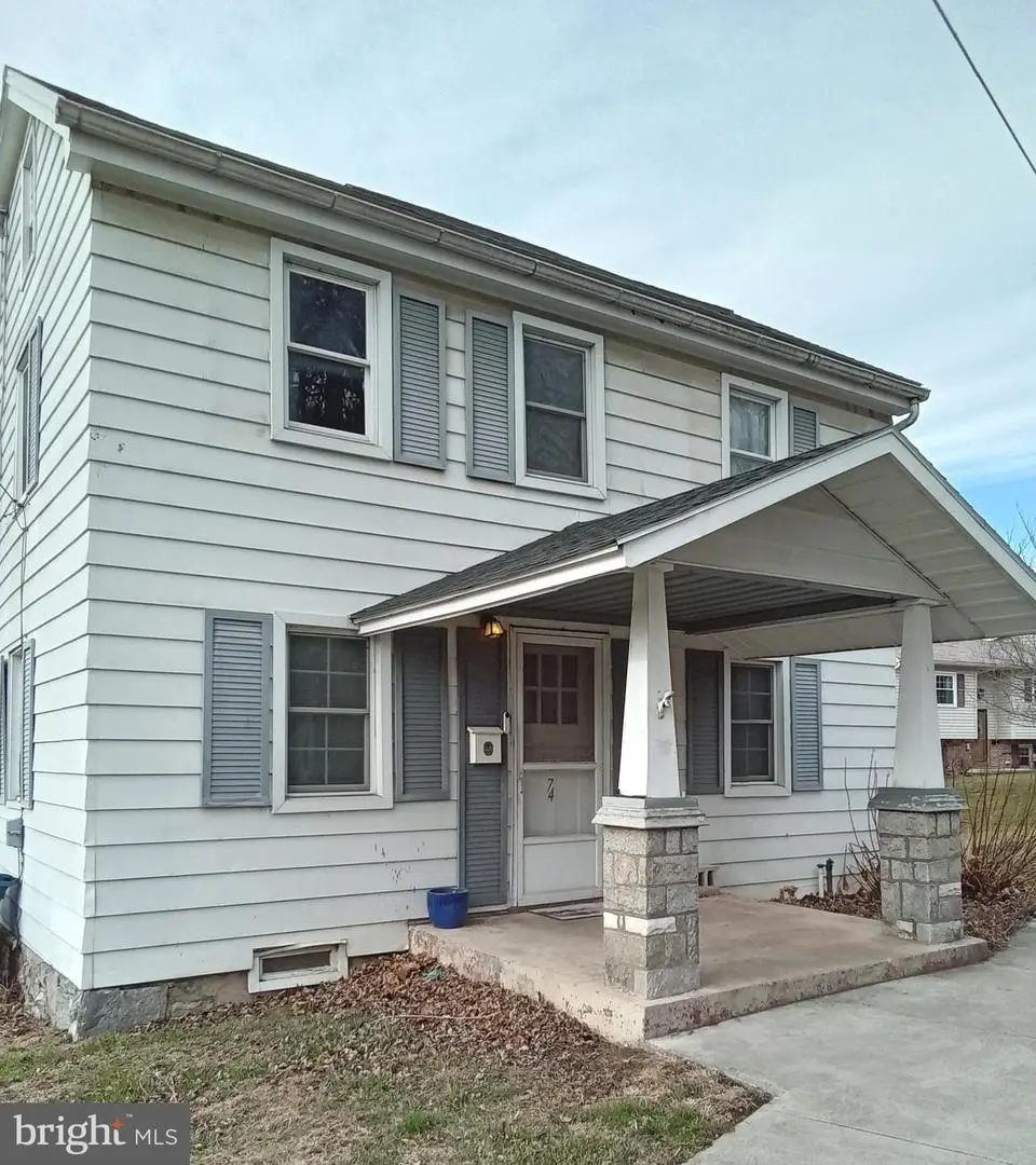 74 Vine St, Highspire, PA 17034 - #1
