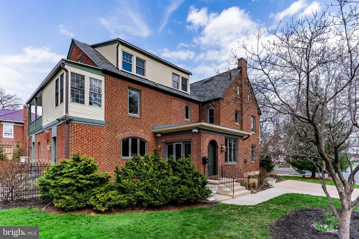 118 Graham St, Harrisburg, PA 17110 - #1