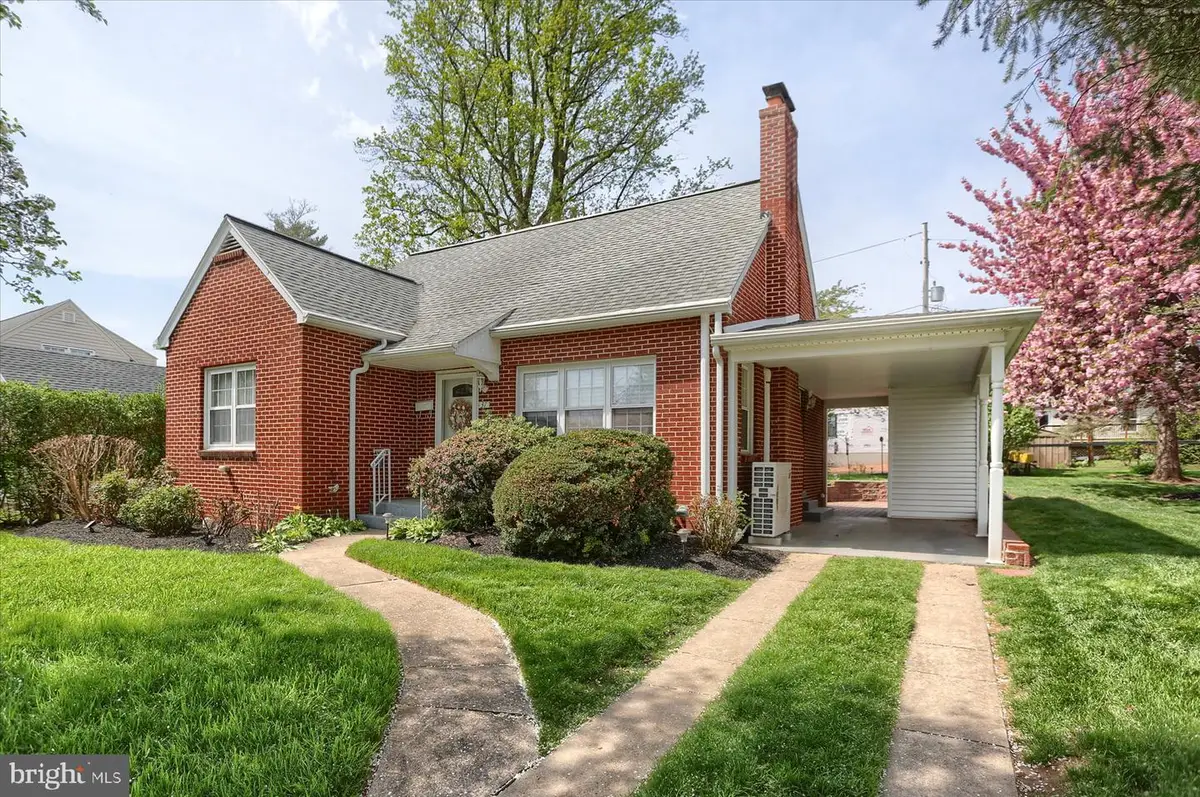 37 Wharton Ave, Middletown, PA 17057 - #1