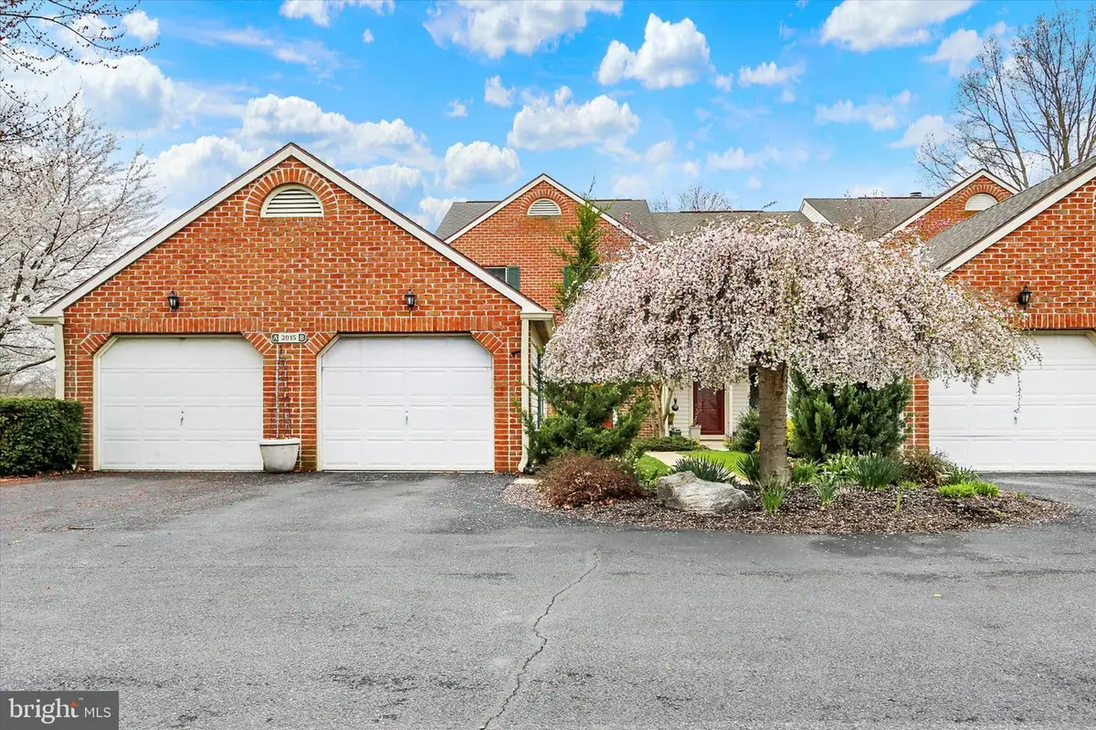 2015-b Southpoint Dr, Hummelstown, PA 17036 - #1