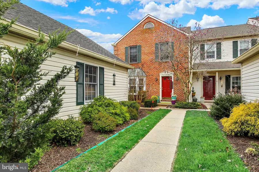 2015-b Southpoint Dr, Hummelstown, PA 17036 - #2