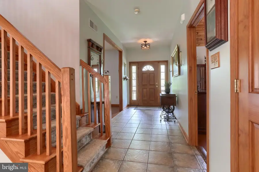 586 Blue Mountain Pkwy, Harrisburg, PA 17112 - #3