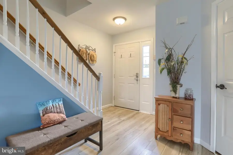 7247 Capital Dr, Harrisburg, PA 17111 - #2