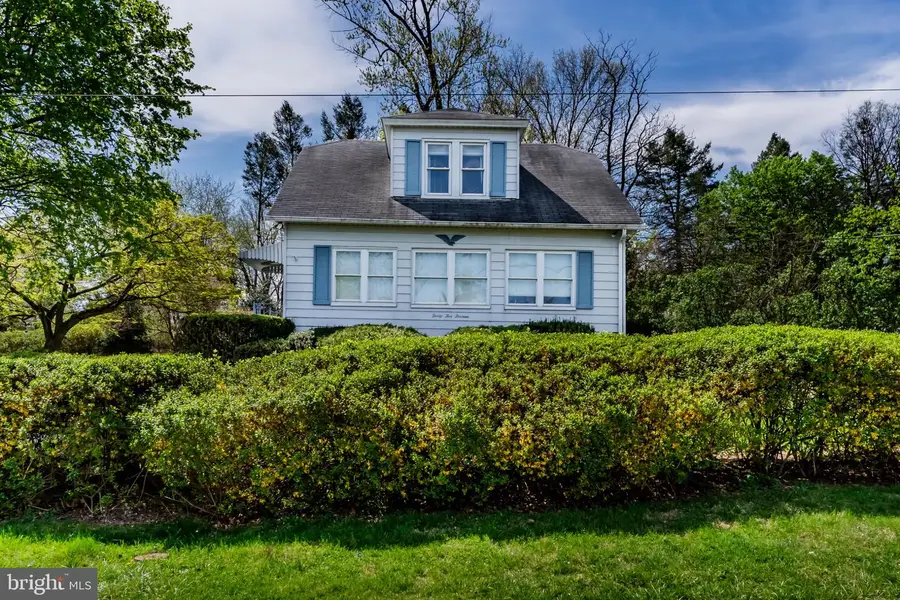 3513 Beaufort St, Harrisburg, PA 17111 - #2