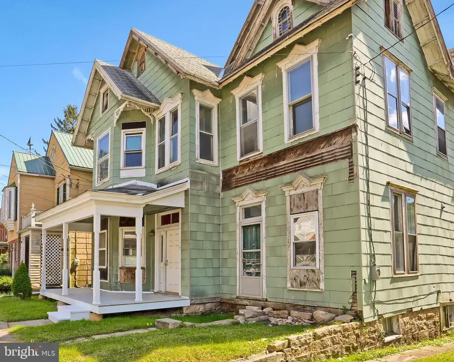 304-306 E Market St, Williamstown, PA 17098 - #2