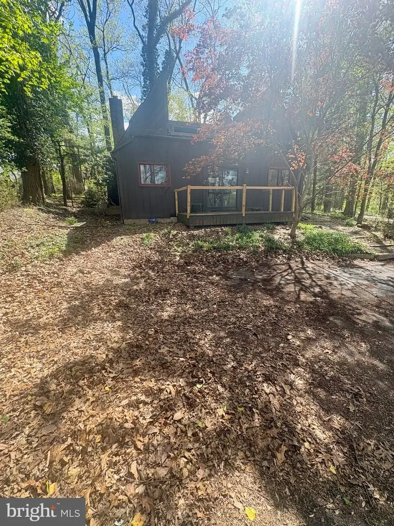 1085 Greenhill Dr, Hummelstown, PA 17036 - #2