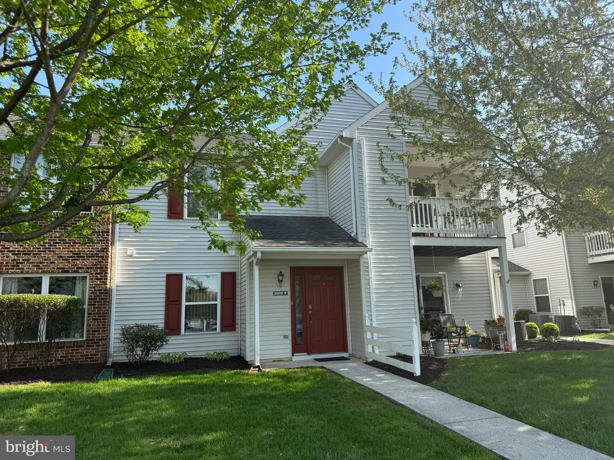 5809-p Hidden Lake Dr, Harrisburg, PA 17111 - #1