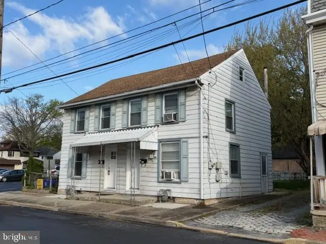13-15 W Water St, Middletown, PA 17057 - #3