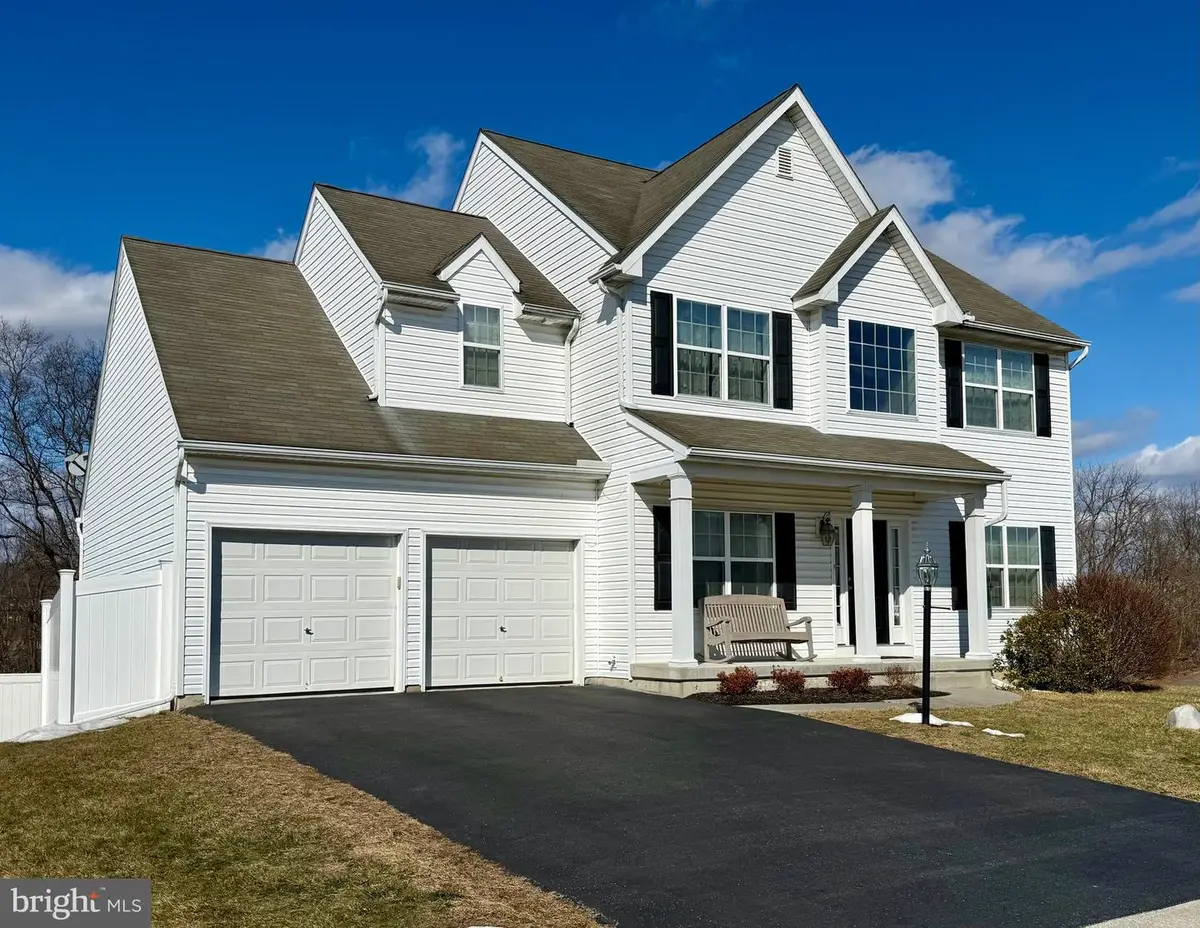 1813 Silverleaf Ln, Palmyra, PA 17078 - #1