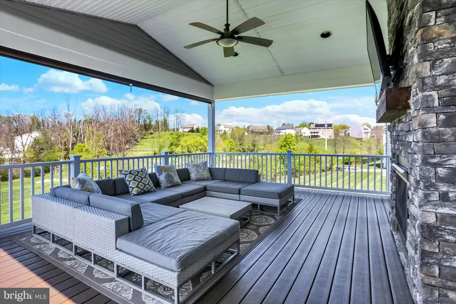 102 Memorial Dr, Harrisburg, PA 17112 - #3