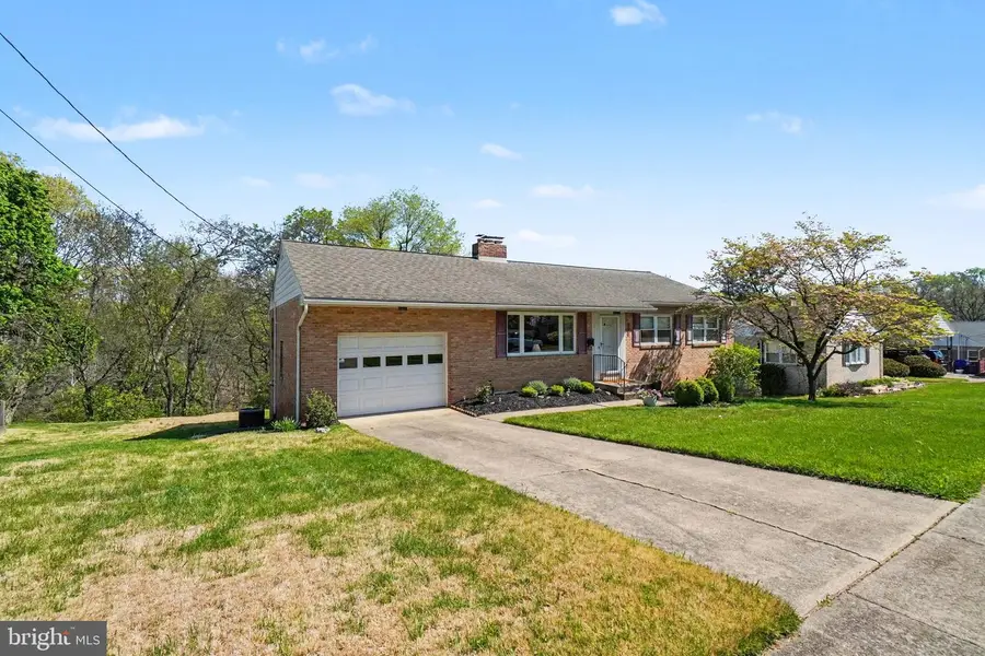 3870 Dawn Mar St, Harrisburg, PA 17111 - #3