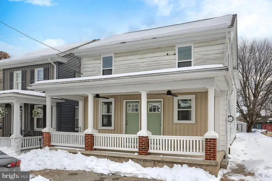 416 Penn St, Middletown, PA 17057 - #2
