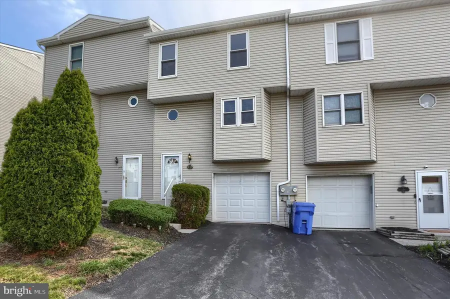 137 Chartwood Dr, Harrisburg, PA 17111 - #3