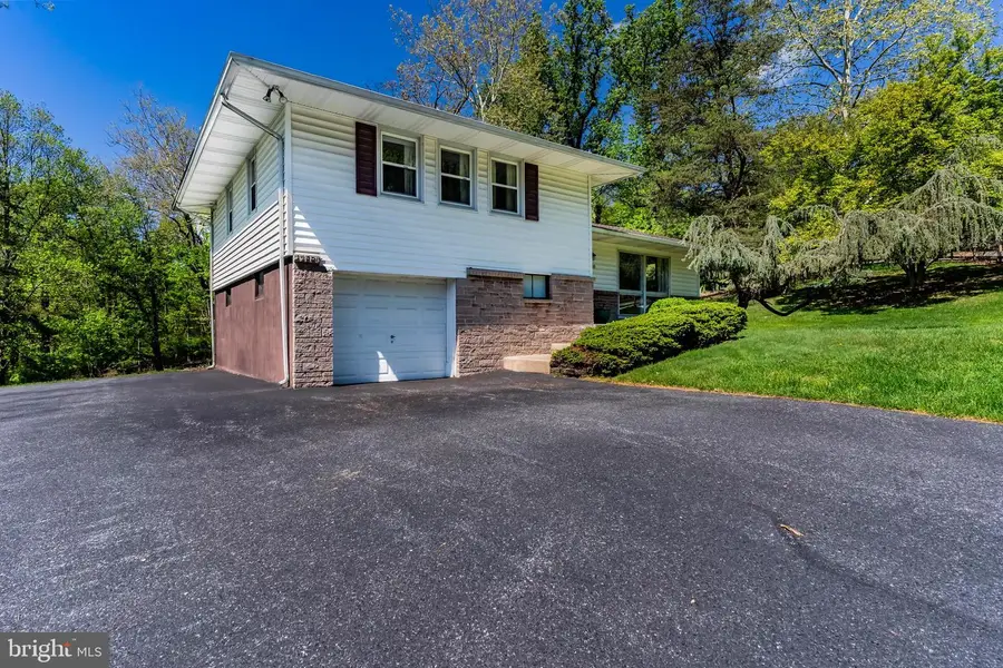 2220 Blue Mountain Pkwy, Harrisburg, PA 17112 - #2