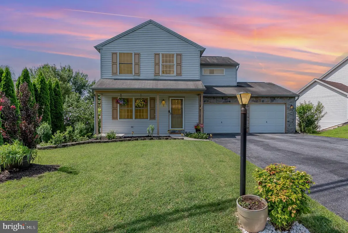 1859 Bradley Dr, Harrisburg, PA 17110 - #1