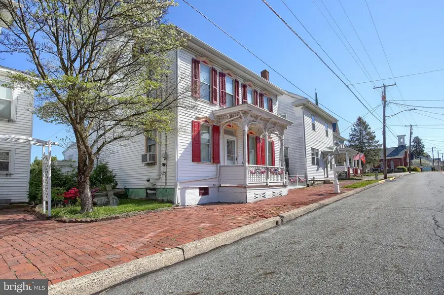 229 W Main St, Elizabethville, PA 17023 - #2