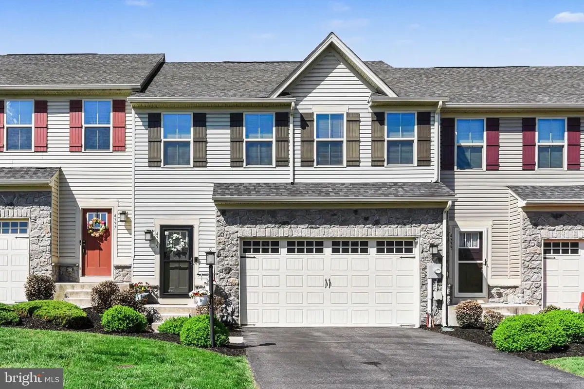 4335 Secretariat St, Harrisburg, PA 17112 - #1