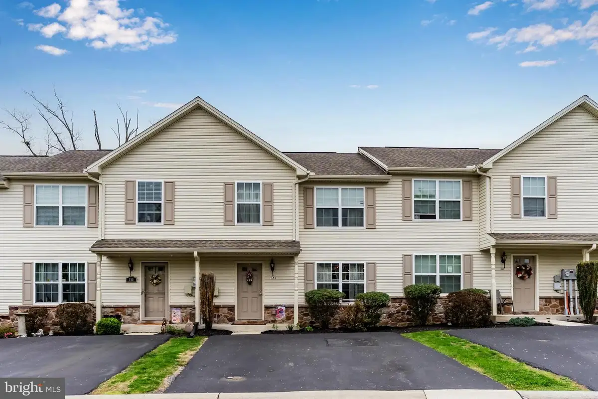 153 Mapleton Blvd, Harrisburg, PA 17112 - #1