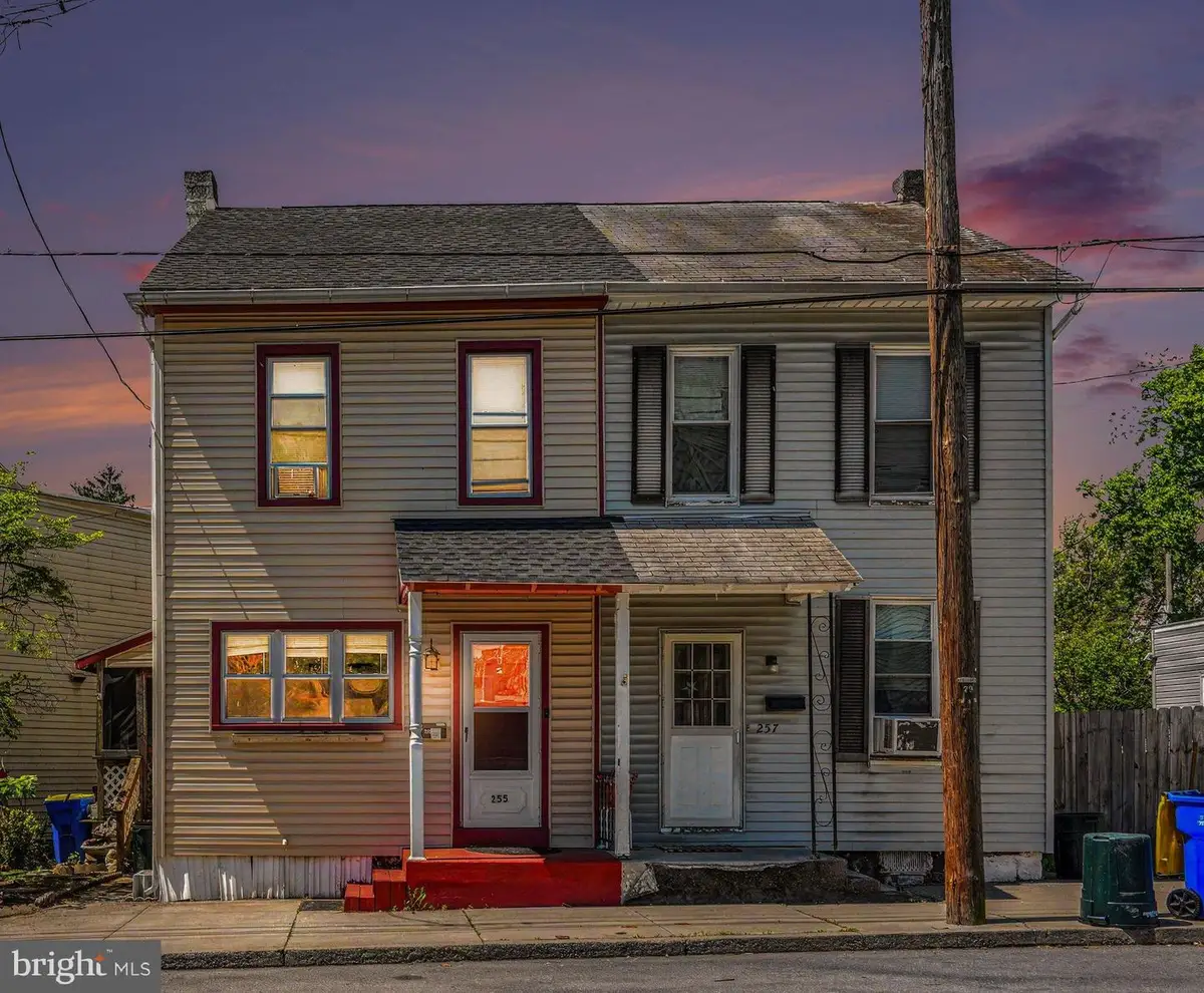 255 N Pine St, Middletown, PA 17057 - #1