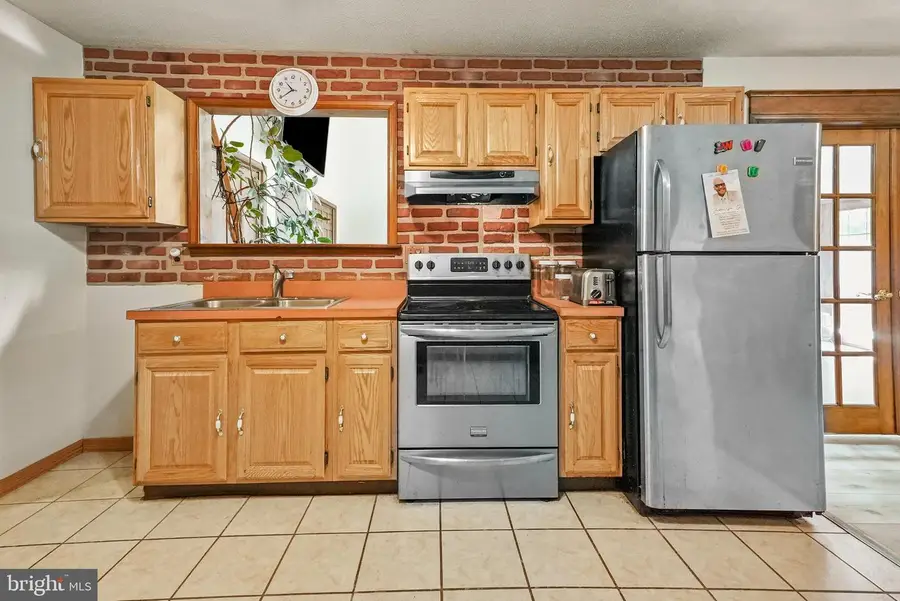 138 Huntley Dr, Harrisburg, PA 17112 - #3