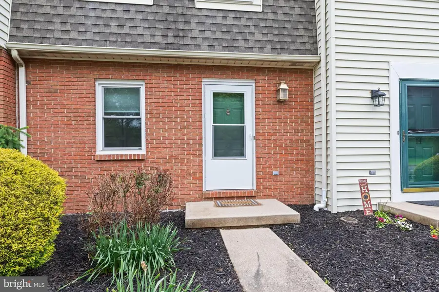 13 Garden Ct, Elizabethtown, PA 17022 - #3