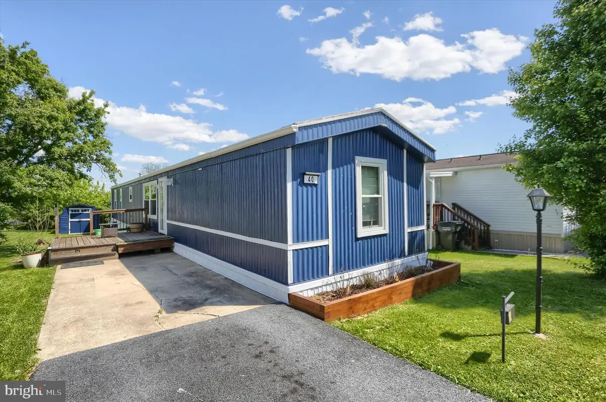 40 Oak Knoll Est, Elizabethtown, PA 17022 - #1