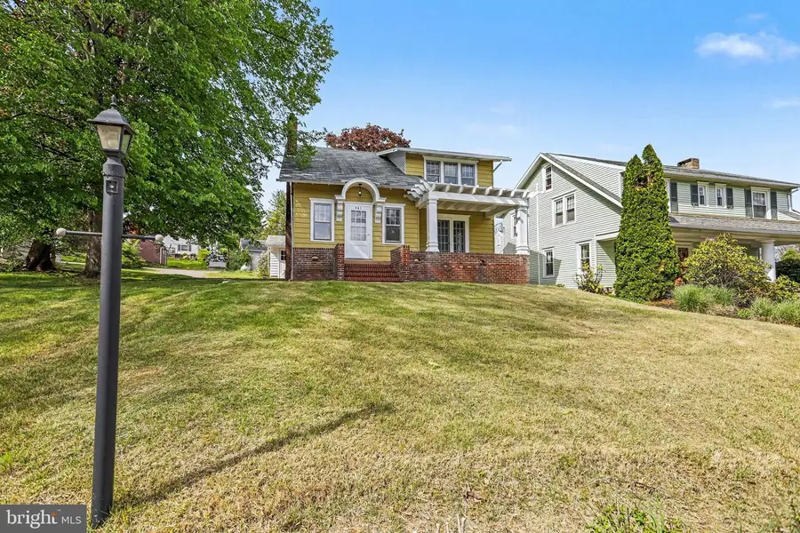 941 State St, Millersburg, PA 17061 - #3