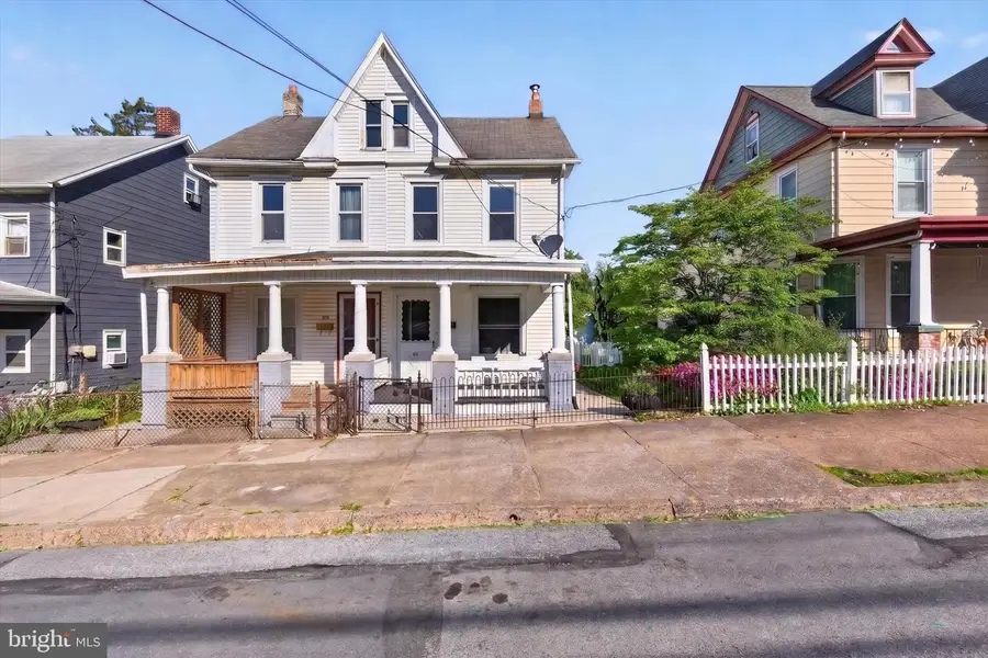 417 Lincoln St, Steelton, PA 17113 - #2