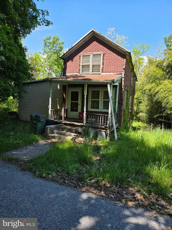 Address Withheld By Seller, HARRISBURG, PA 17109