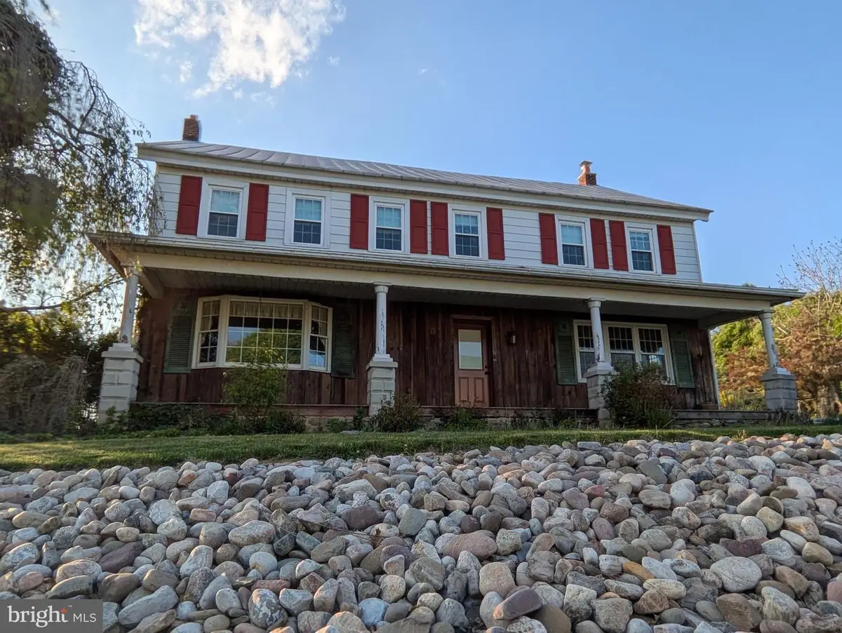 8690 Jonestown Rd, Grantville, PA 17028 - #1