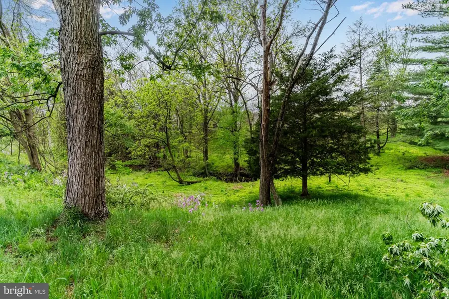 2228 Kohn Rd, Harrisburg, PA 17110 - #3
