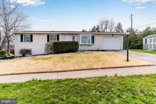 523 Hastings Dr, HARRISBURG, PA 17109