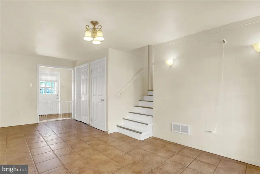 326 R St, Steelton, PA 17113 - #3
