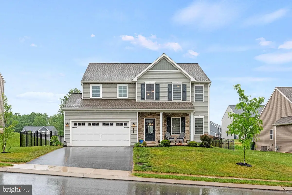 191 Magnolia Dr, Middletown, PA 17057 - #1