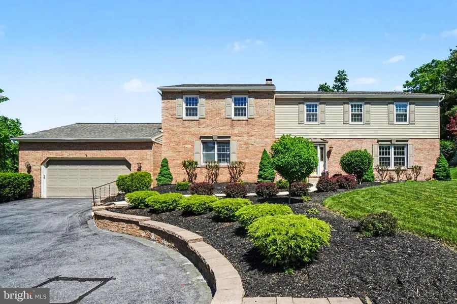 2265 Forest Hills Dr, Harrisburg, PA 17112 - #2