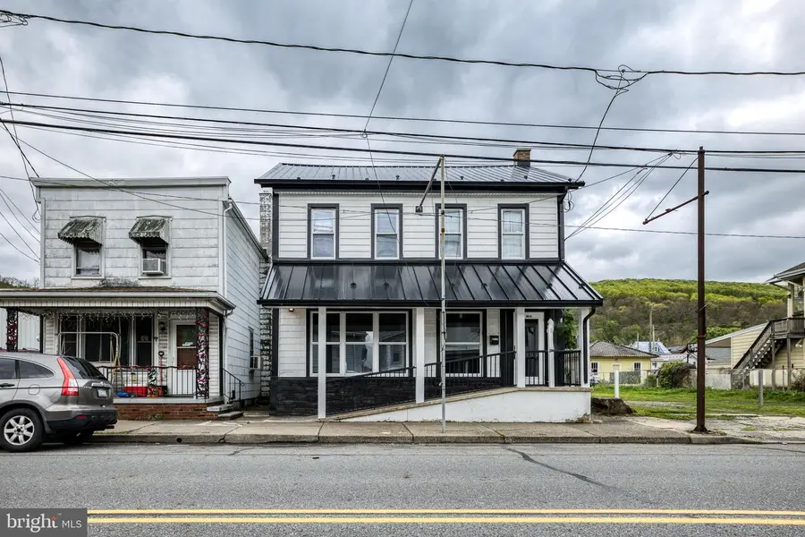 632 Main St, Lykens, PA 17048 - #2