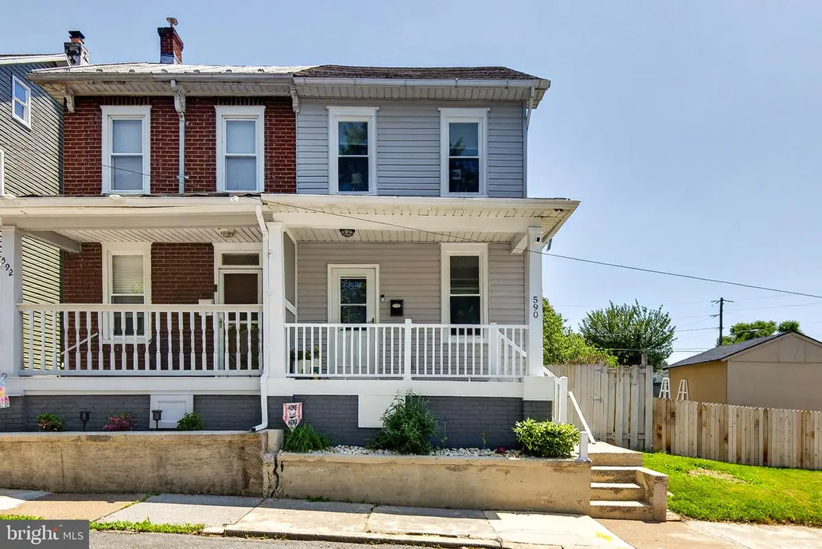 590 Monroe St, Harrisburg, PA 17113 - #1