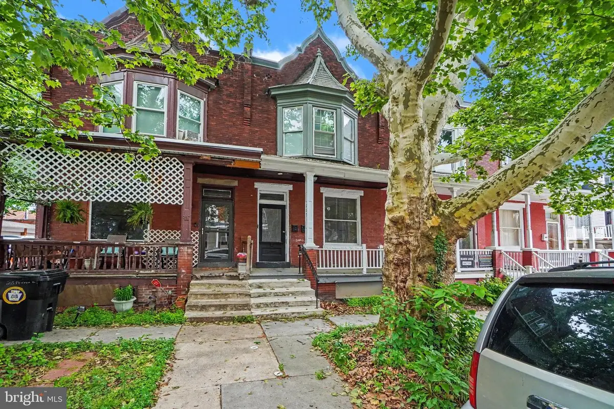 265 Peffer St, Harrisburg, PA 17102 - #1