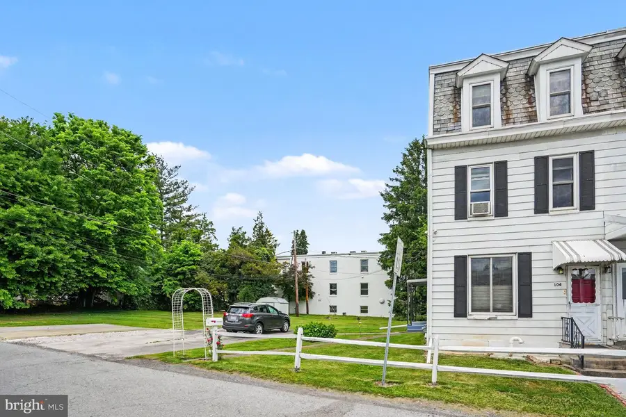 104 Millers Ln, Harrisburg, PA 17110 - #2