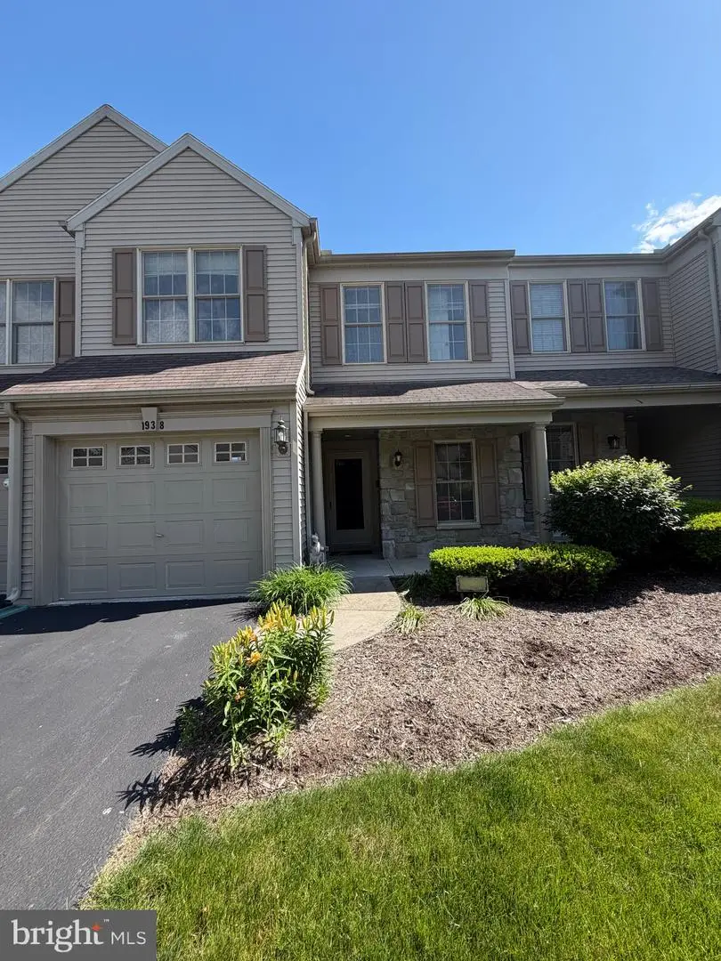 1938 Limestone Dr, Hummelstown, PA 17036 - #2