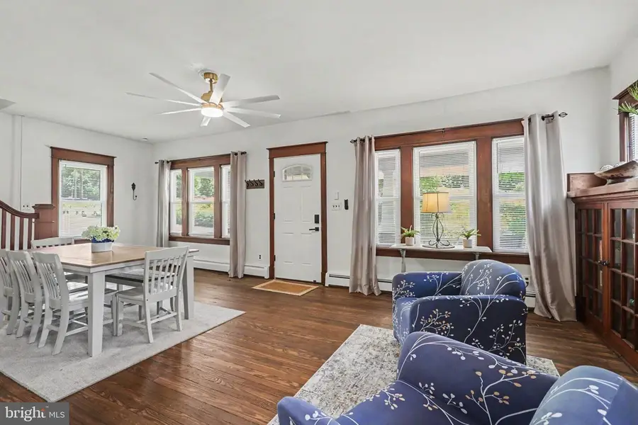 163 E Derry Rd, Hershey, PA 17033 - #2