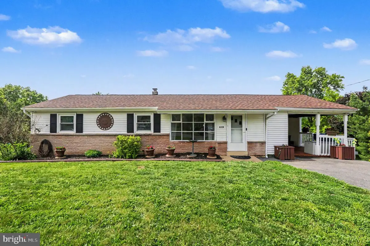6228 Elmer Ave, Harrisburg, PA 17112 - #1
