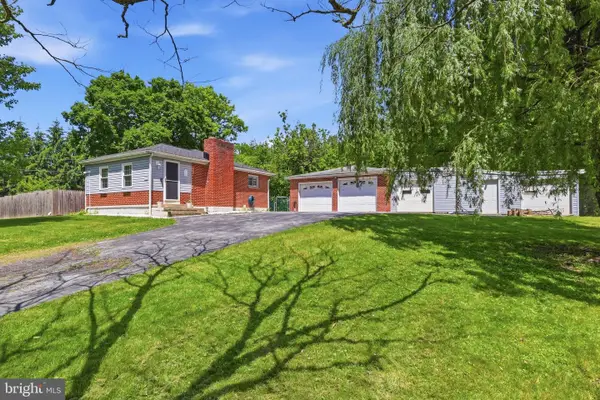 237 Piketown Rd, HARRISBURG, PA 17112