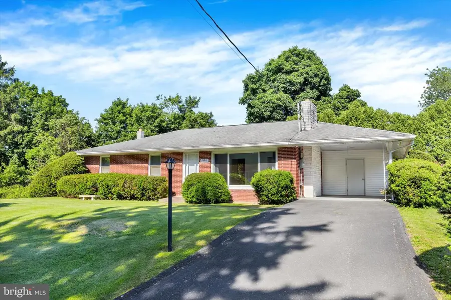 7690 Daniel Dr, Harrisburg, PA 17112 - #2