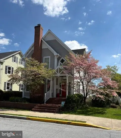 535 W High St, Hummelstown, PA 17036 - #1