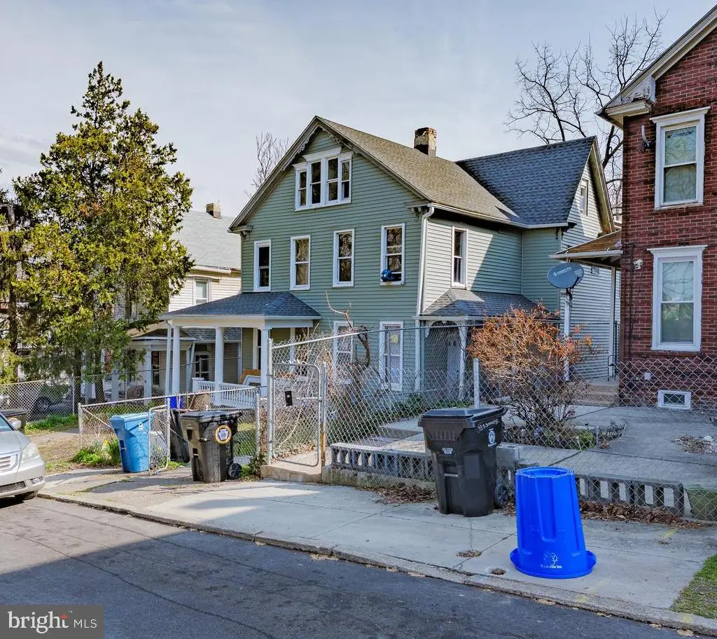 29-31 S Summit St, Harrisburg, PA 17104 - #1